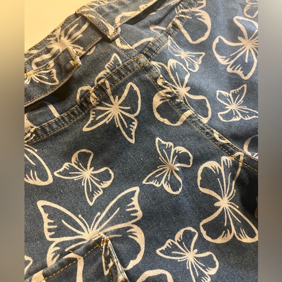 Y2K/ Celebrity Ace/Butterfly Jean/Straight Leg/ Painters Pockets/Butterfly Print - Picture 6 of 8